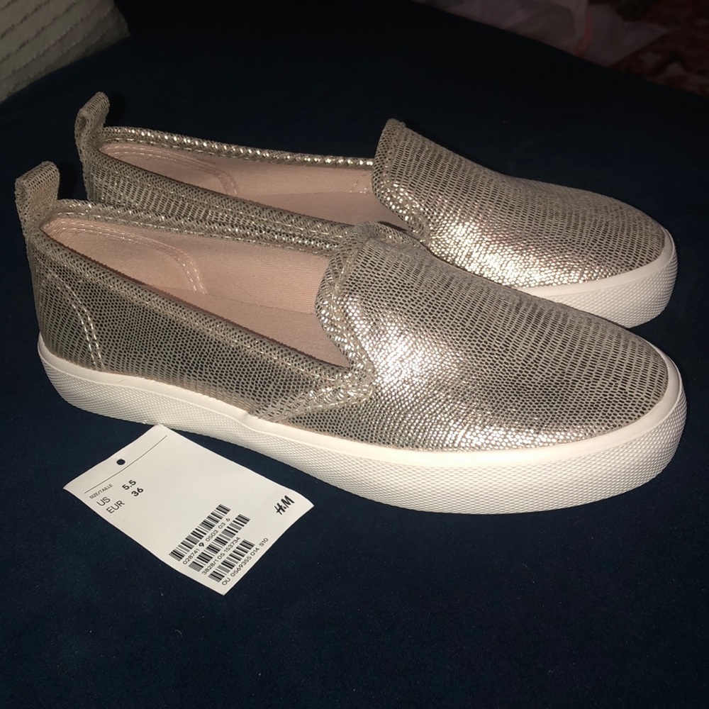 h&m rose gold sliders size 5.5 / 36